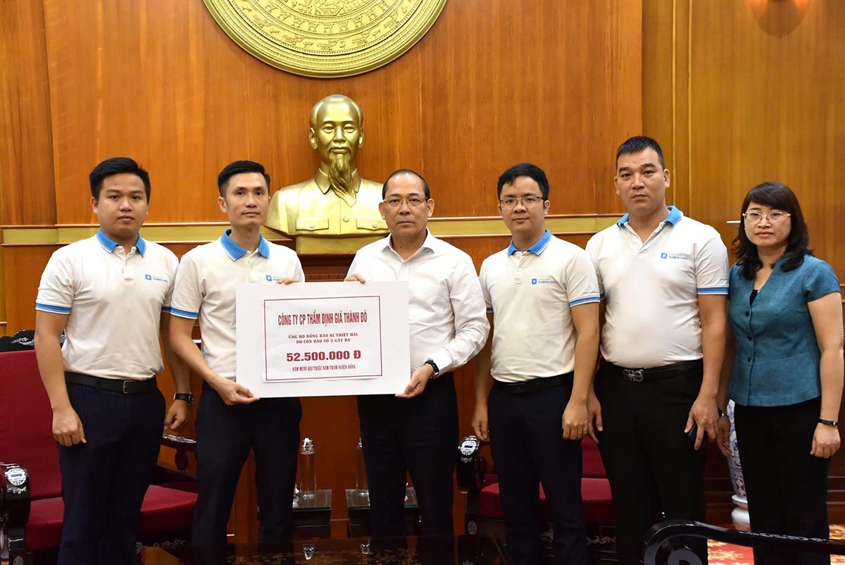 Ủng hộ đồng bào thiệt hại cơn bão số 3