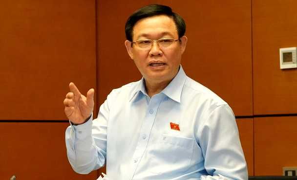 Chính phủ siết chặt tín dụng bất động sản