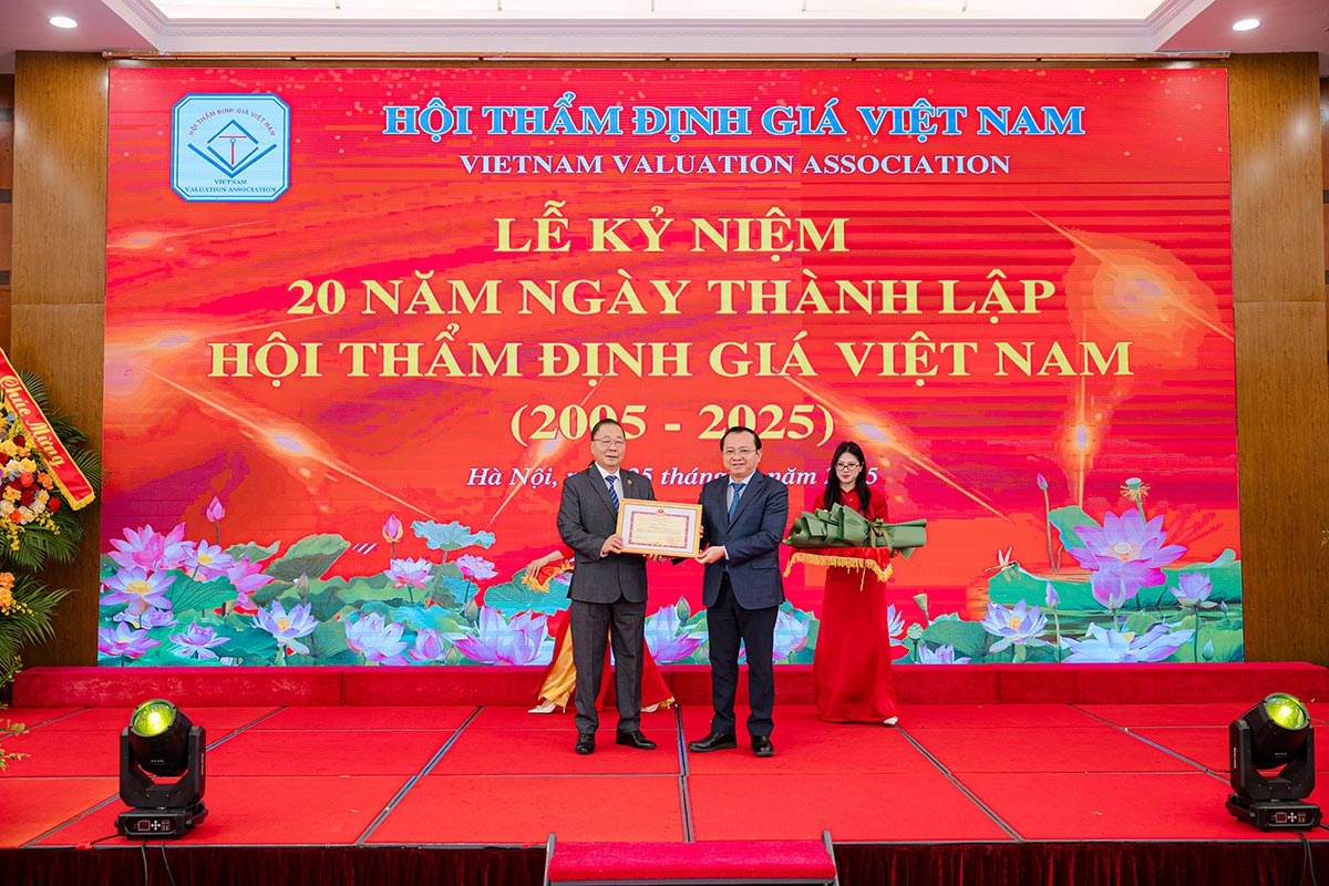 kỷ niệm 20 năm thành lập Hội thẩm định giá Việt Nam